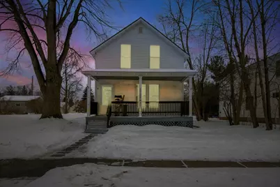 915 11th Ave W, Ashland, WI 54806 - Photo 1