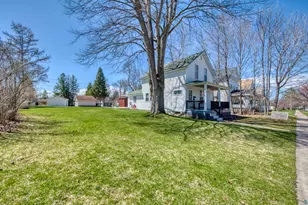 915 11th Ave W, Ashland, WI 54806 - Photo 20