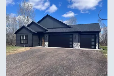 404 Barbara Cr, Cloquet, MN 55720 - Photo 2