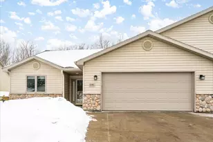 1145 Como Ave, Duluth, MN 55811 - Photo 1