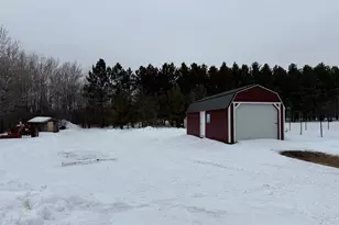 3991 Dillon Rd, Hibbing, MN 55746 - Photo 4