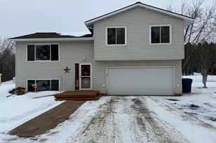 3991 Dillon Rd, Hibbing, MN 55746 - Photo 1