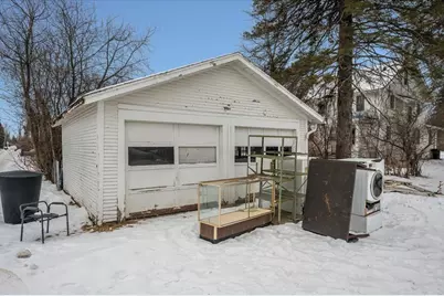 701 E 4th St, Superior, WI 54880 - Photo 16