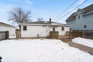 1220 Broadway St, Superior, WI 54880 - Photo 18
