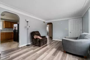 1220 Broadway St, Superior, WI 54880 - Photo 4