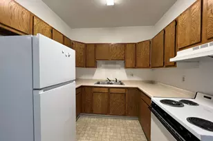 321 1/2 5th Ave E, Ashland, WI 54806 - Photo 6