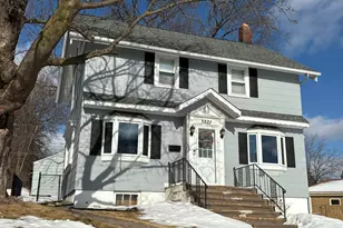 5521 Huntington St, Duluth, MN 55807 - Photo 2