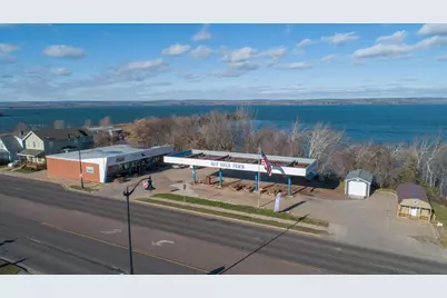 421 Lake Shore Dr W, Ashland, WI 54806 - Photo 1