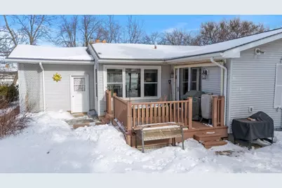502 Inner Dr, Hibbing, MN 55792 - Photo 4