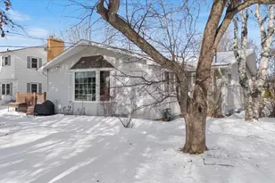 502 Inner Dr, Hibbing, MN 55792 - Photo 10