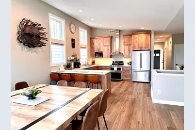 8620 Maynard Pl, Duluth, MN 55807 - Photo 10