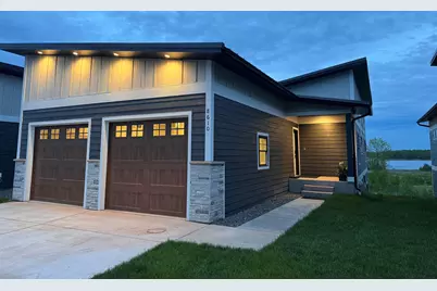 8620 Maynard Pl, Duluth, MN 55807 - Photo 1