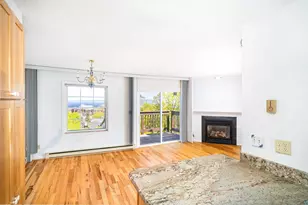 202 E 7th St, Duluth, MN 55805 - Photo 12
