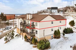 202 E 7th St, Duluth, MN 55805 - Photo 24