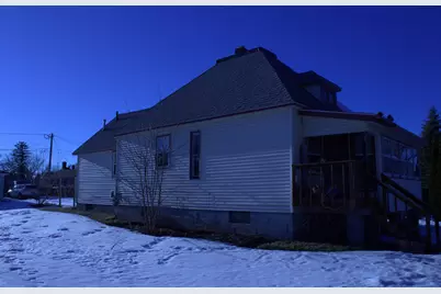 713 7th Ave E, Ashland, WI 54806 - Photo 2