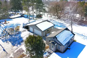 7 Hillside Rd, Esko, MN 55733 - Photo 2