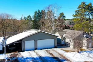 7 Hillside Rd, Esko, MN 55733 - Photo 1