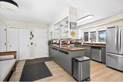 110 N 36th Ave E, Duluth, MN 55804 - Photo 12