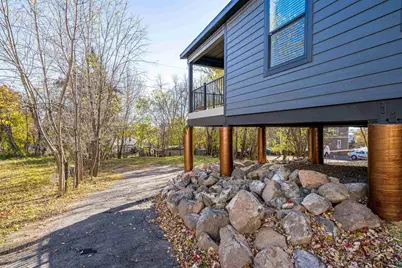 1914 E 1st St, Duluth, MN 55812 - Photo 4