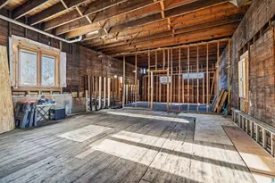 2502 W 3rd St, Duluth, MN 55806 - Photo 22