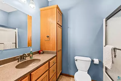 313 W Mulberry St, Duluth, MN 55811 - Photo 40