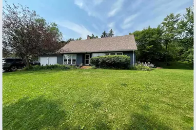 35 Arthur Cr, Silver Bay, MN 55615 - Photo 2