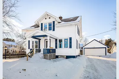 437 14th St, Cloquet, MN 55720 - Photo 1