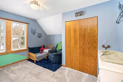 811 N 56th Ave W, Duluth, MN 55807 - Photo 32