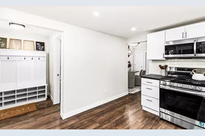 608 N 56th Ave W, Duluth, MN 55807 - Photo 22