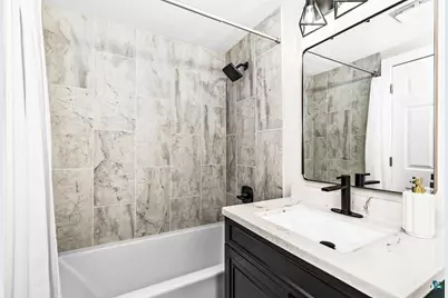 608 N 56th Ave W, Duluth, MN 55807 - Photo 38