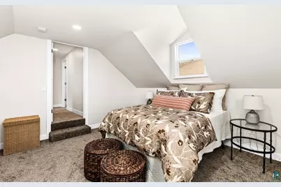 608 N 56th Ave W, Duluth, MN 55807 - Photo 44