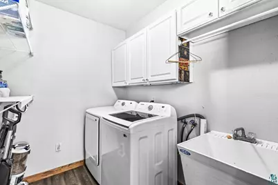 29 W Ideal St, Duluth, MN 55811 - Photo 28