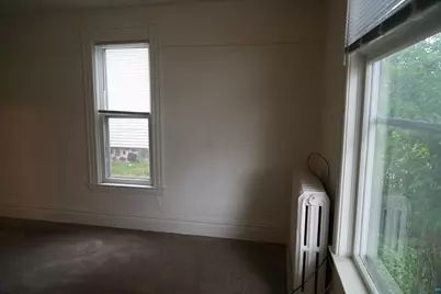 1205 E 3rd St, Duluth, MN 55805 - Photo 16
