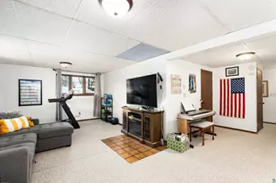 35 W Ideal St, Duluth, MN 55811 - Photo 38