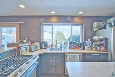 203 Wyandotte Rd, Hoyt Lakes, MN 55750 - Photo 10
