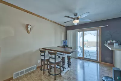 203 Wyandotte Rd, Hoyt Lakes, MN 55750 - Photo 8