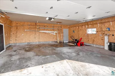 4345 W 8th St, Duluth, MN 55807 - Photo 30