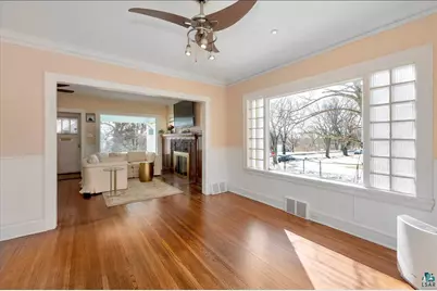 4345 W 8th St, Duluth, MN 55807 - Photo 10