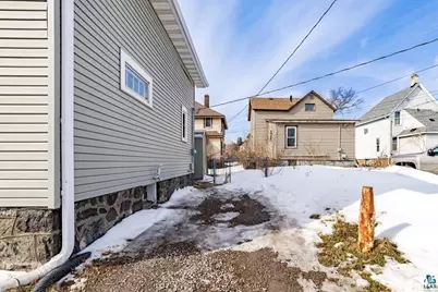 5811 Cody St, Duluth, MN 55807 - Photo 40