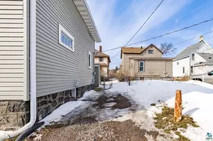 5811 Cody St, Duluth, MN 55807 - Photo 40