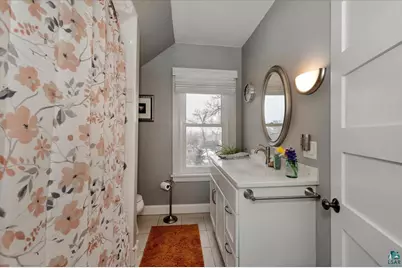 4722 Oneida St, Duluth, MN 55804 - Photo 14