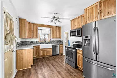 310 18th St, Cloquet, MN 55720 - Photo 14