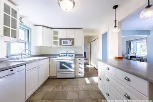 221 N 1st Ave W, Washburn, WI 54891 - Photo 6