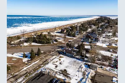 1223 Minnesota Ave, Duluth, MN 55802 - Photo 1