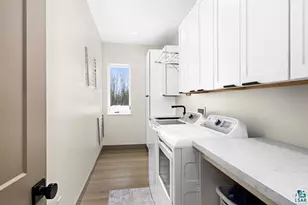 1491 Wildwood Rd, Duluth, MN 55804 - Photo 32