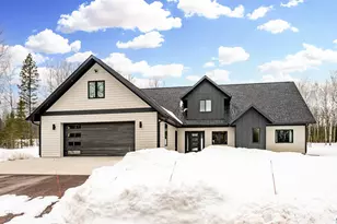 1491 Wildwood Rd, Duluth, MN 55804 - Photo 2