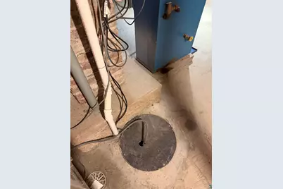 1025 W 8th St, Duluth, MN 55806 - Photo 30