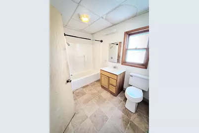 609 10th Ave W, Ashland, WI 54806 - Photo 6