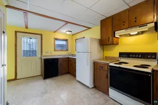 616 Summit St, Eveleth, MN 55734 - Photo 6