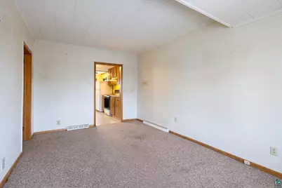 616 Summit St, Eveleth, MN 55734 - Photo 12